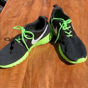 Nike youth/ladies Sneaker